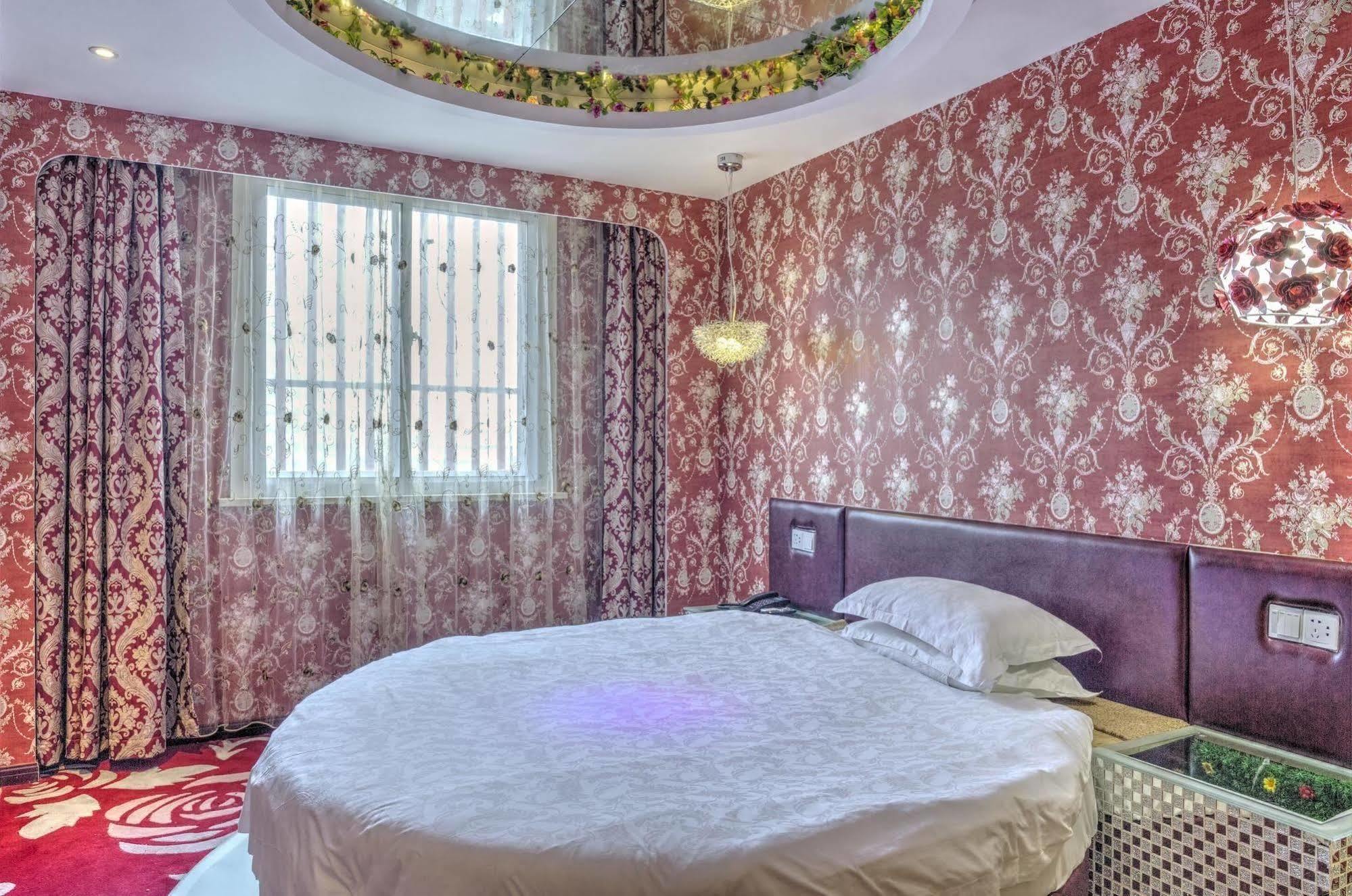 Milan Fashion Hotel Deqing ภายนอก รูปภาพ