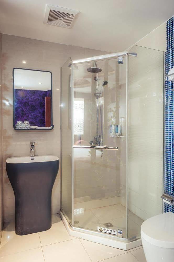 Milan Fashion Hotel Deqing ภายนอก รูปภาพ